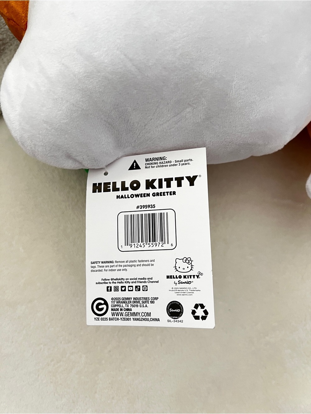 Hello Kitty Halloween Pumpkin Greeter plush 18” age 3+ Boo stuffed animal - Picture 9 of 10